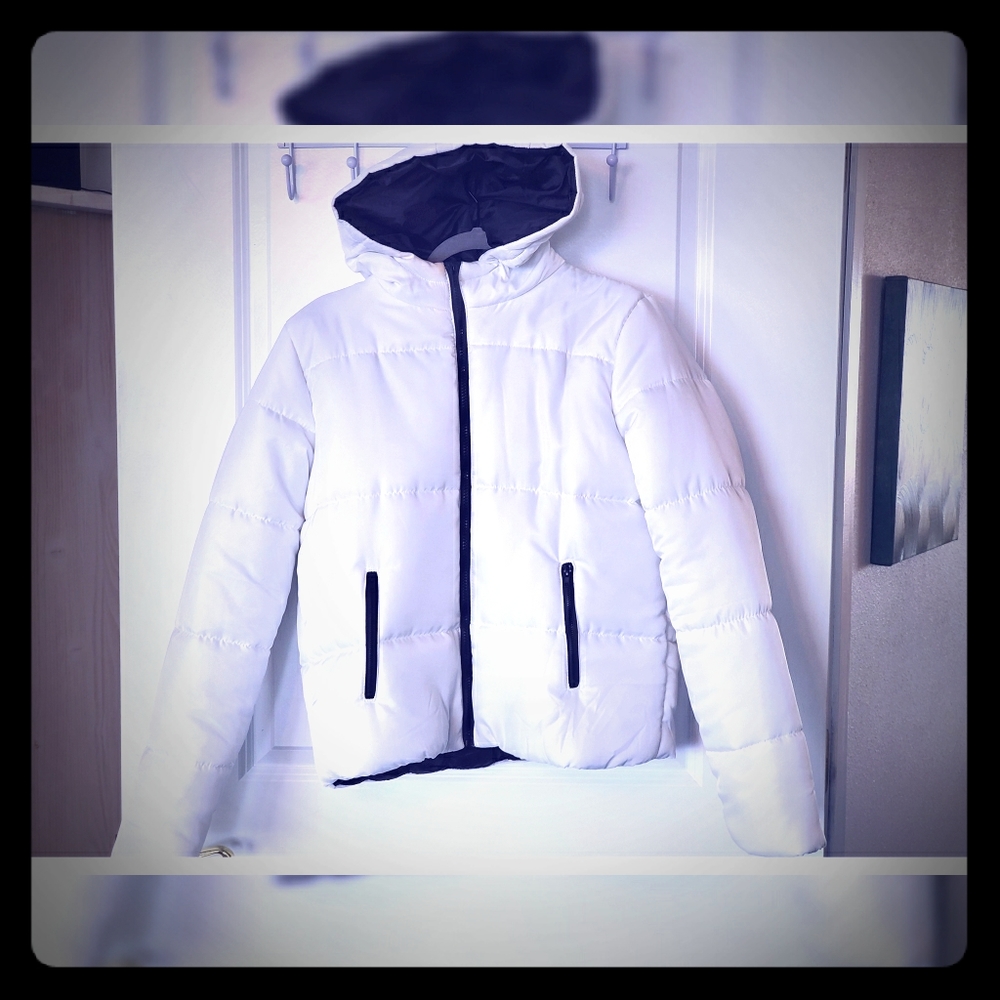 Bright White w/ Black Details Puffer Parka